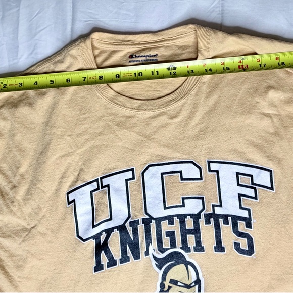 Champion UCF Knights Men's T-Shirt Gold/Tan Screen Print Logo Size Large - Picture 7 of 7